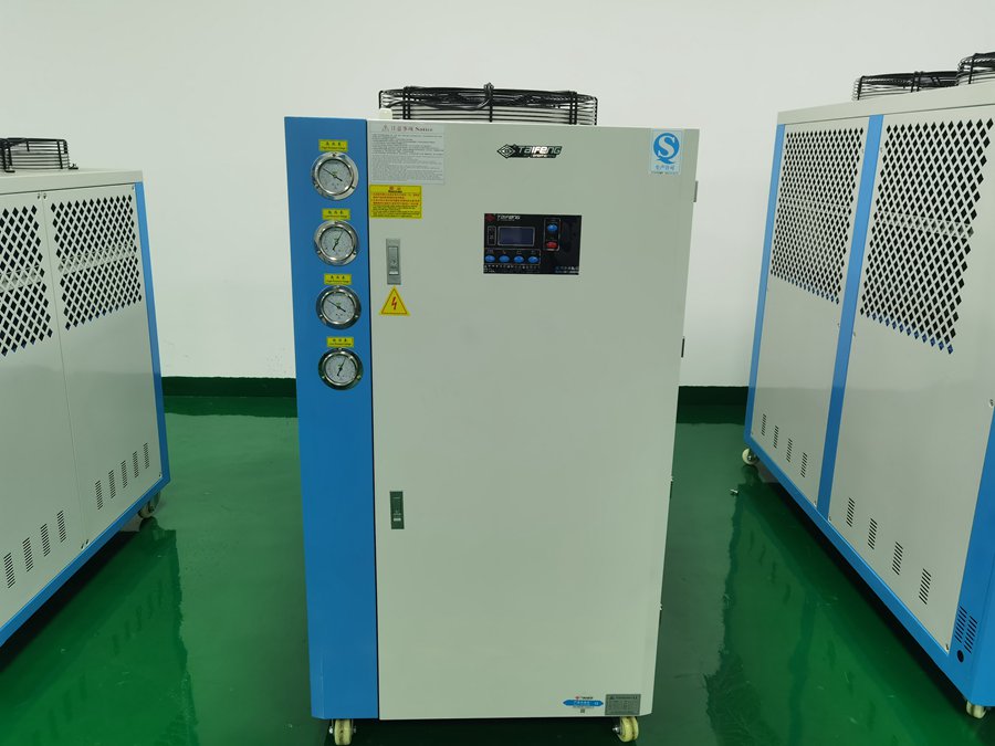 冷水機(jī)的制冷速度的影響的因素有哪些？